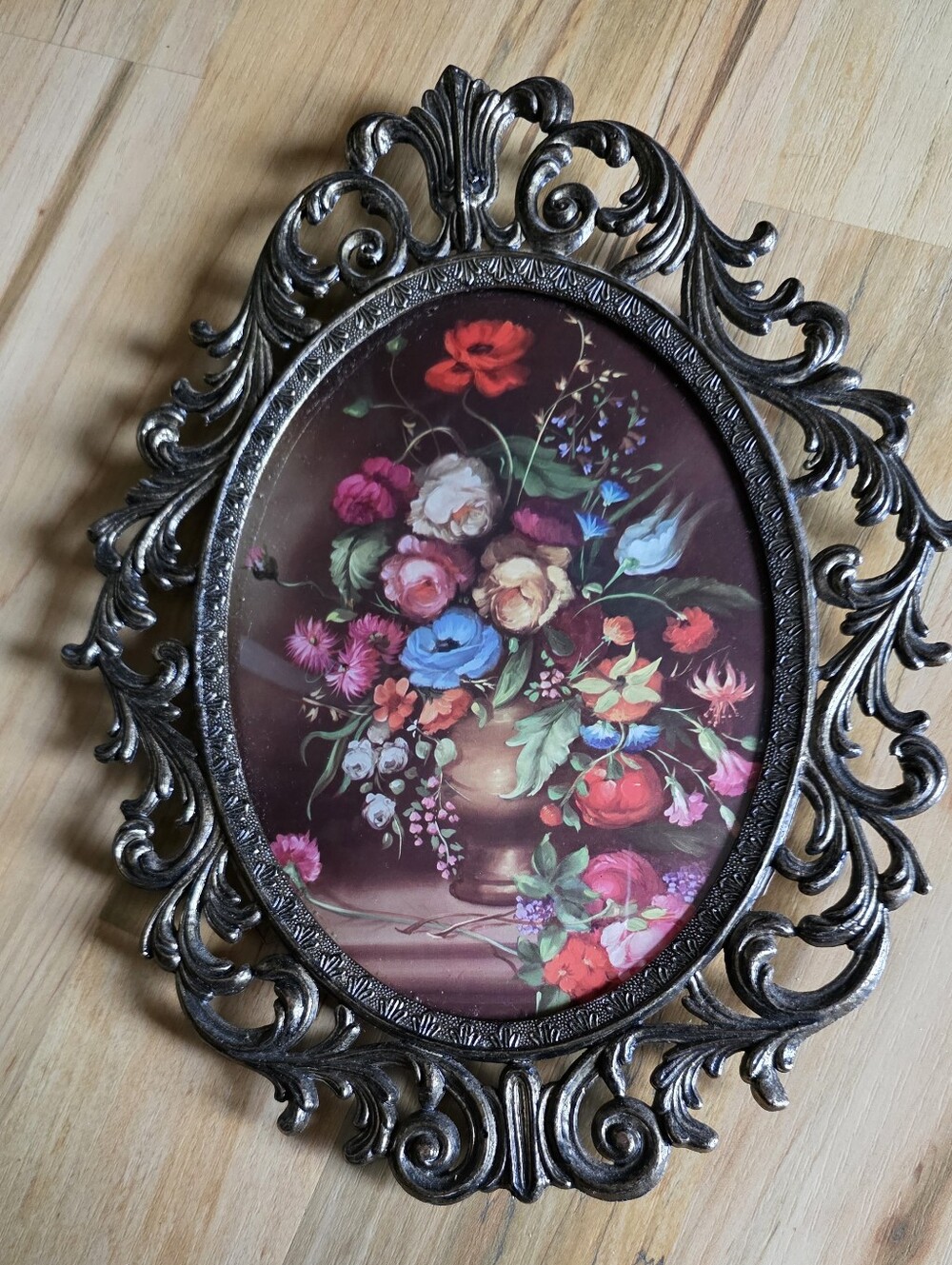 Ornate Oval Floral Wall Art - Colorful Bouquet